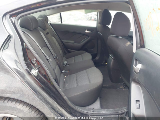 12563805 :رقم المزاد ، 3KPFK4A71HE037004 vin ، 2017 Kia Forte Ex/ex Luxury/ex+/lx/lx+ مزاد بيع