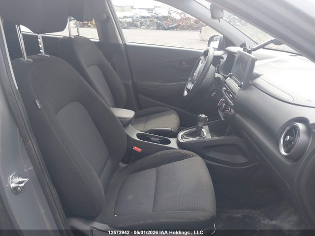 2022 Hyundai Kona Se მანქანა იყიდება აუქციონზე, vin: KM8K1CAB8NU799397, აუქციონის ნომერი: 12573942