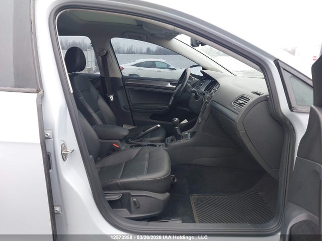 3VWB17AU4JM291369 Volkswagen Golf 1.8 Tsi Comfortline/1.8 Tsi Highline/1.8 Tsi Trendline