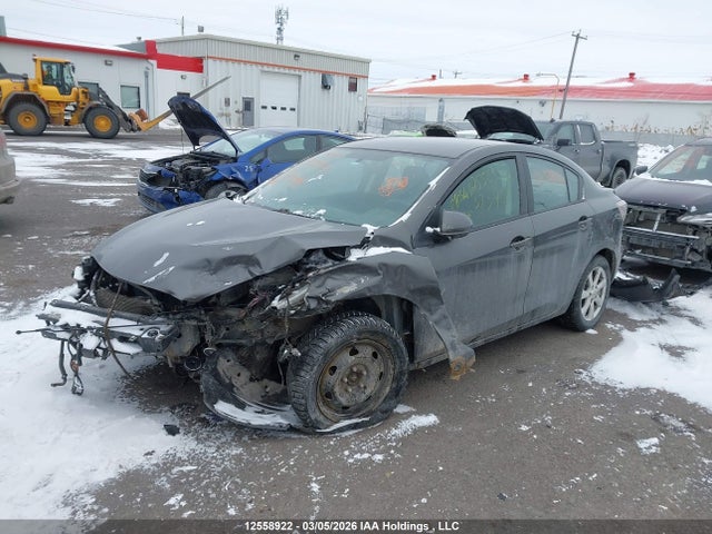 2011 Mazda Mazda3 Gx მანქანა იყიდება აუქციონზე, vin: JM1BL1UFXB1373998, აუქციონის ნომერი: 12558922