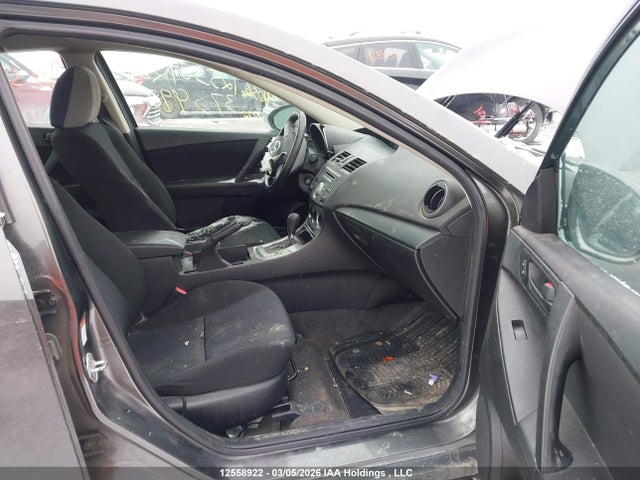 2011 Mazda Mazda3 Gx მანქანა იყიდება აუქციონზე, vin: JM1BL1UFXB1373998, აუქციონის ნომერი: 12558922