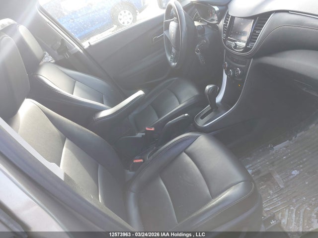 2021 Chevrolet Trax Lt მანქანა იყიდება აუქციონზე, vin: KL7CJPSB5MB300139, აუქციონის ნომერი: 12573963