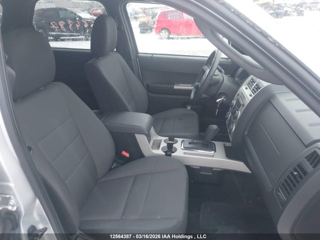 Продаж на аукціоні авто 2010 Ford Escape Xlt Automatic/xlt Manual, vin: 1FMCU0D70AKD29470, номер лоту: 12564387