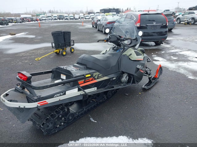 YH2SSRKE6KR000162 Skidoo Expedition