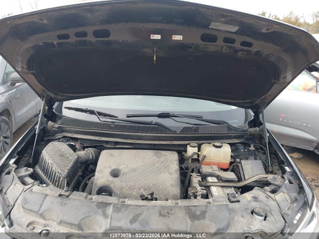 1GNEVHKW3JJ226480 Chevrolet Traverse Lt