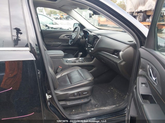 1GNEVHKW3JJ226480 Chevrolet Traverse Lt