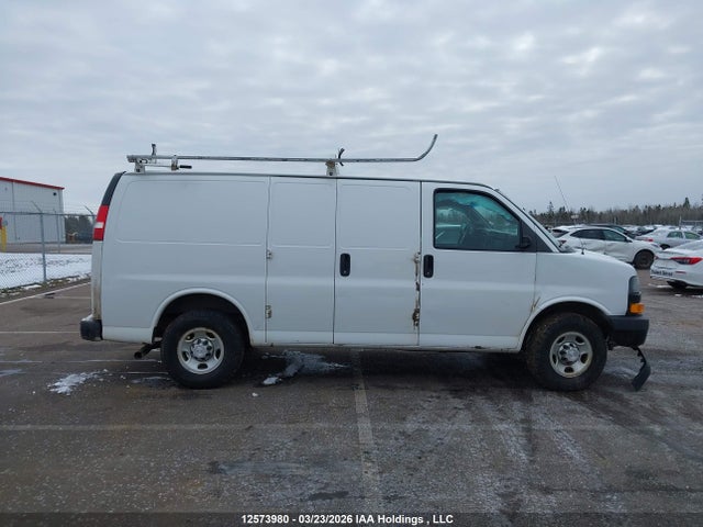 1GCWGAFP1J1214846 Chevrolet Express 2500 Work Van