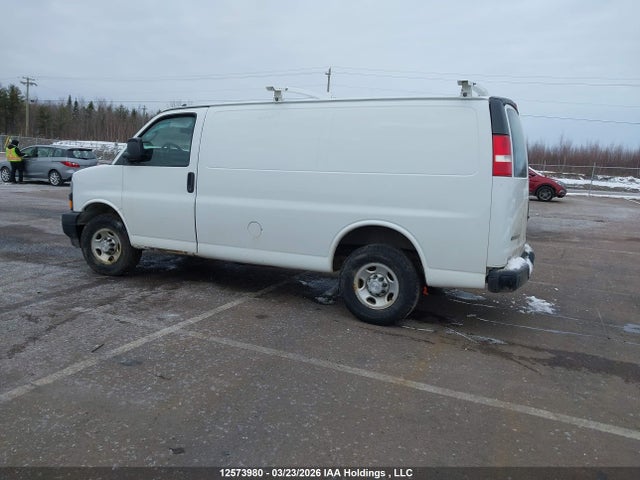 1GCWGAFP1J1214846 Chevrolet Express 2500 Work Van