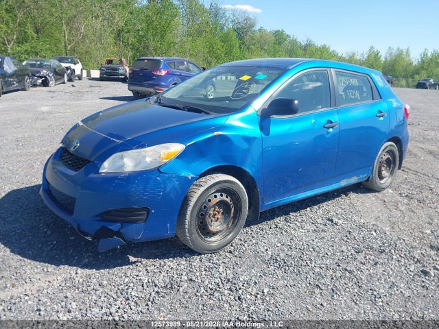 12573989 :رقم المزاد ، 2T1KU4EE0AC372518 vin ، 2010 Toyota Matrix مزاد بيع