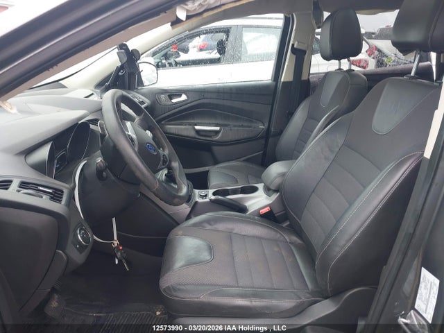 1FMCU9GX7EUC39498 Ford ESCAPE SE
