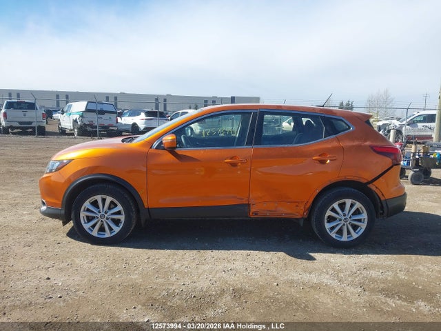 JN1BJ1CRXKW330835 Nissan Qashqai S/sl/sv