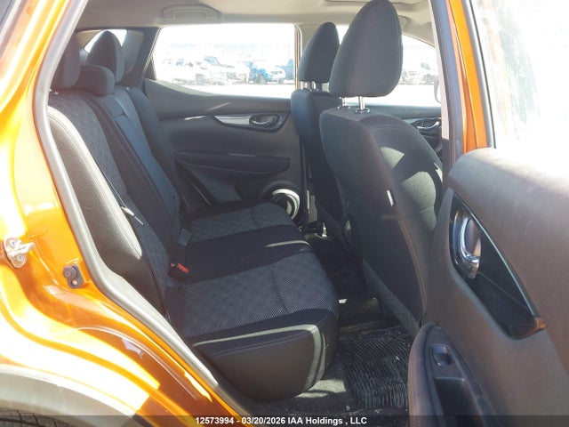 JN1BJ1CRXKW330835 Nissan Qashqai S/sl/sv