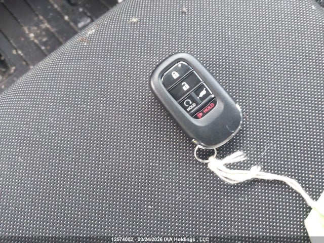 2HKRS3H24TH000261 Honda CR-V LX