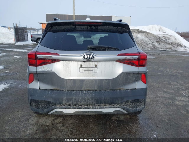 KIA Seltos 2021 KNDEPCAA4M7153701 Image 17