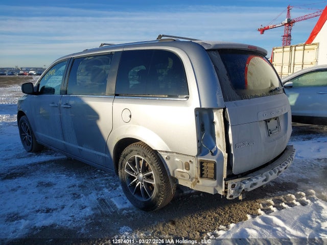 12574011 :رقم المزاد ، 2C4RDGDG8LR197764 vin ، 2020 Dodge Grand Caravan Crew Plus مزاد بيع