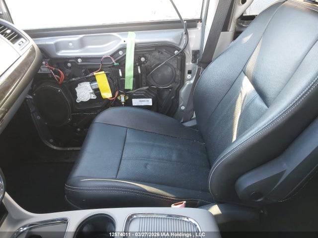 12574011 :رقم المزاد ، 2C4RDGDG8LR197764 vin ، 2020 Dodge Grand Caravan Crew Plus مزاد بيع