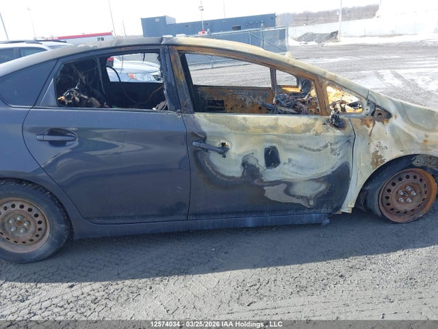 2014 Toyota Prius მანქანა იყიდება აუქციონზე, vin: JTDKN3DU4E0375745, აუქციონის ნომერი: 12574034