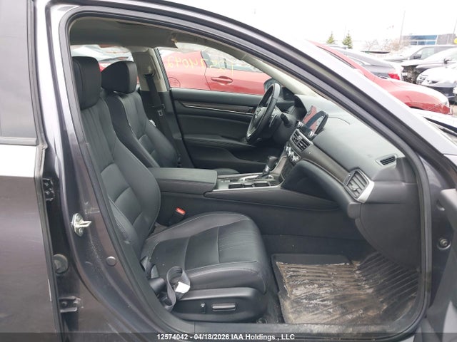 1HGCV1F99KA803026 Honda Accord Touring