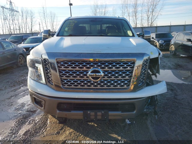 1N6BA1F49JN524819 Nissan Titan Xd Platinum Reserve/pro-4x/s/sv
