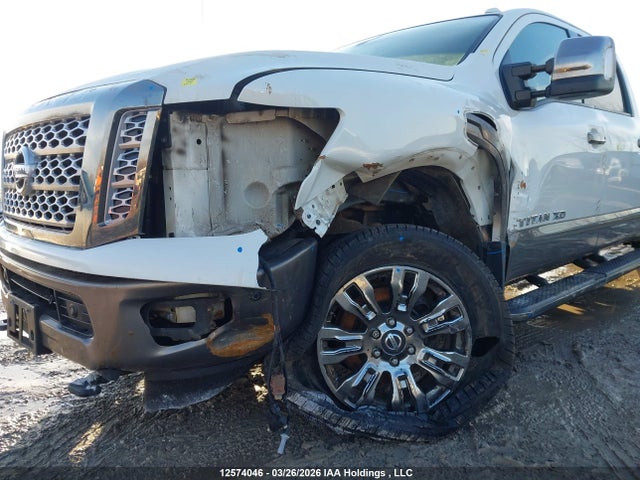 1N6BA1F49JN524819 Nissan Titan Xd Platinum Reserve/pro-4x/s/sv