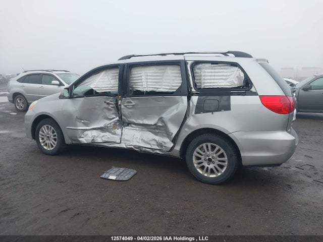2008 Toyota Sienna Xle მანქანა იყიდება აუქციონზე, vin: 5TDBK22C28S016702, აუქციონის ნომერი: 12574049