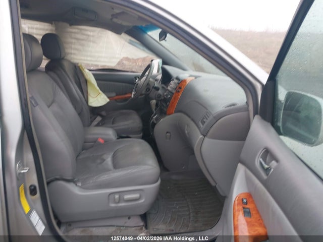 2008 Toyota Sienna Xle მანქანა იყიდება აუქციონზე, vin: 5TDBK22C28S016702, აუქციონის ნომერი: 12574049