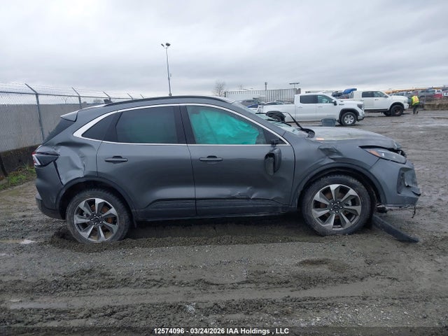 12574096 :رقم المزاد ، 1FMCU9JA1SUA90585 vin ، 2025 Ford Escape Platinum مزاد بيع