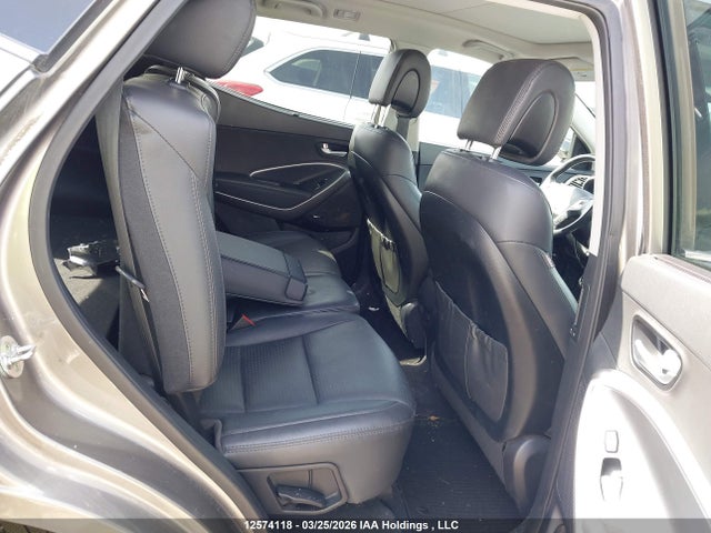 5XYZUDLA0GG367234 Hyundai Santa Fe