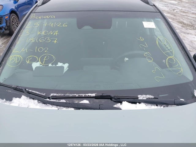 KM8K23AG3PU191637 Hyundai Kona Electric Preferred With Two-tone Roof