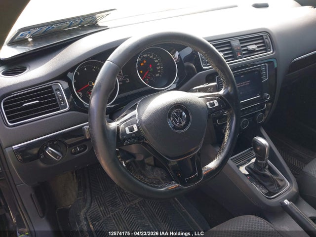 3VWD07AJ4GM353766 Volkswagen Jetta 1.8t Sport