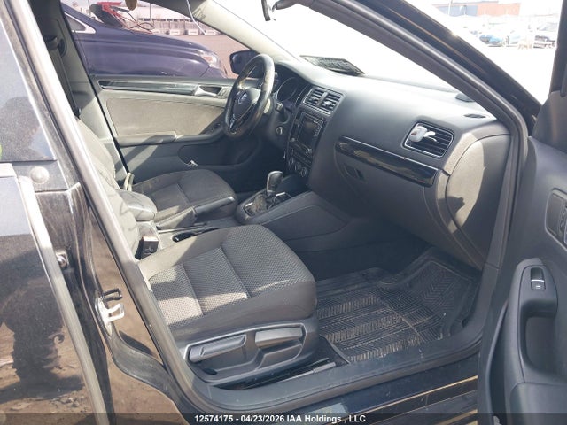 3VWD07AJ4GM353766 Volkswagen Jetta 1.8t Sport