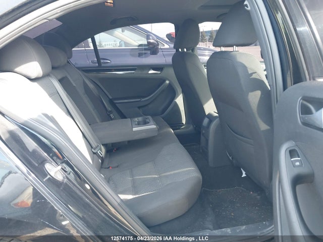 3VWD07AJ4GM353766 Volkswagen Jetta 1.8t Sport