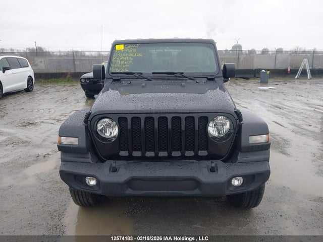 1C4HJXDN5MW731993 Jeep Wrangler Unlimited Sport
