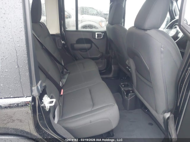 1C4HJXDN5MW731993 Jeep Wrangler Unlimited Sport