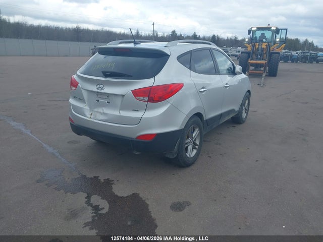KM8JUCAG1EU865125 Hyundai TUCSON GLS