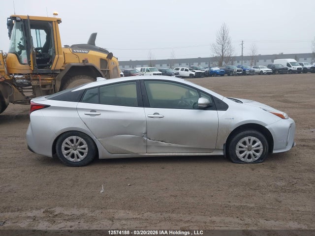 JTDL9MFU6M3030970 Toyota Prius Le/xle