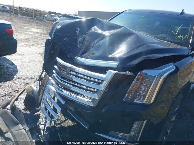 2019 Cadillac Escalade Platinum მანქანა იყიდება აუქციონზე, vin: 1GYS4DKJ4KR244303, აუქციონის ნომერი: 12574209