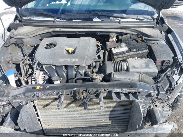 KMHD84LF9HU242500 Hyundai ELANTRA GL