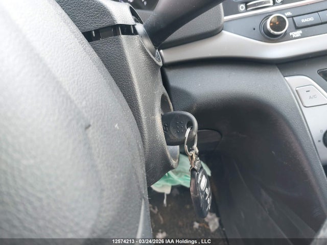 KMHD84LF9HU242500 Hyundai ELANTRA GL