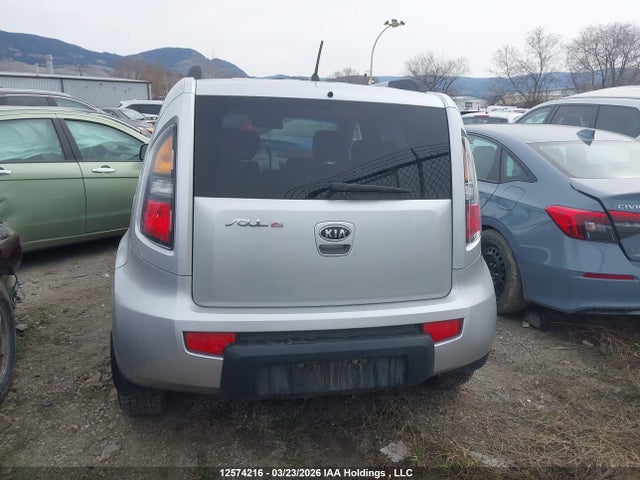 2010 Kia Soul +/!/sport მანქანა იყიდება აუქციონზე, vin: KNDJT2A24A7181409, აუქციონის ნომერი: 12574216