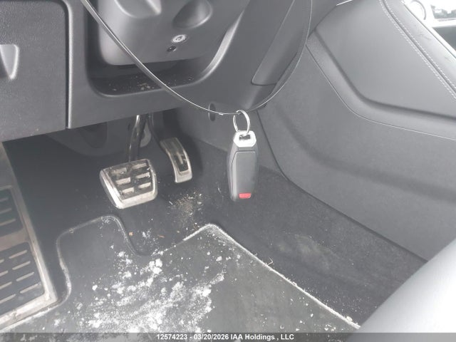 WA16AAGU3S2011288 Audi New Q5 2.0t Technik