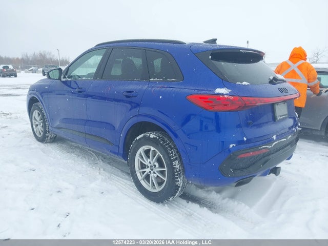 WA16AAGU3S2011288 Audi New Q5 2.0t Technik