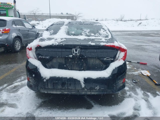 12574226 :رقم المزاد ، 2HGFC2F59JH002005 vin ، 2018 Honda Civic Lx مزاد بيع