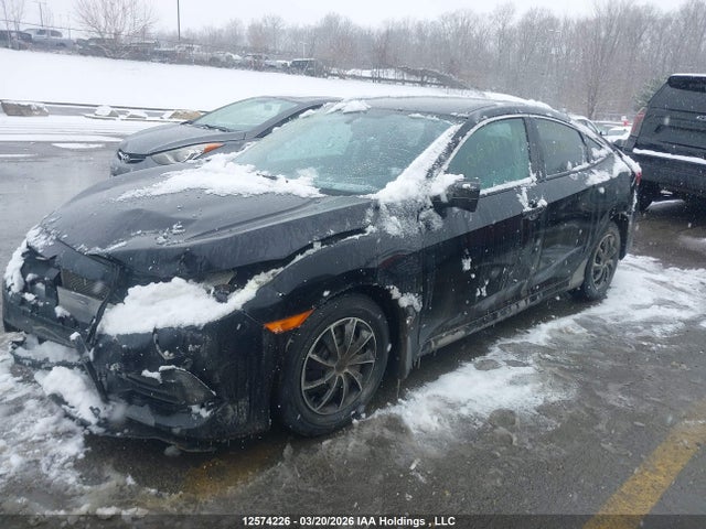 12574226 :رقم المزاد ، 2HGFC2F59JH002005 vin ، 2018 Honda Civic Lx مزاد بيع