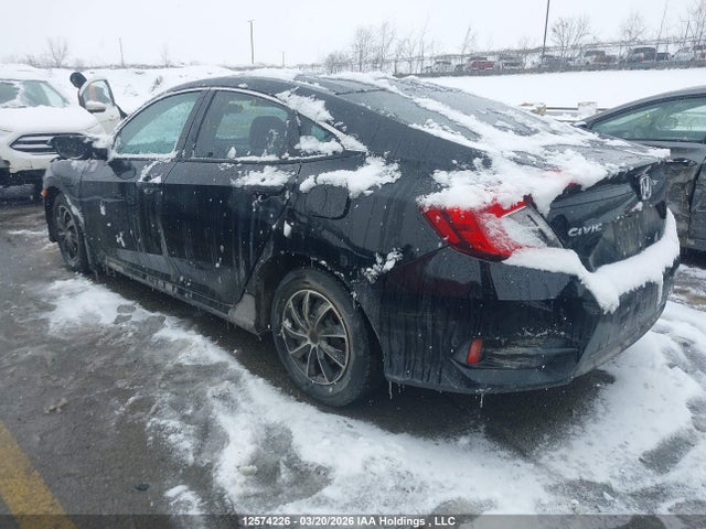 12574226 :رقم المزاد ، 2HGFC2F59JH002005 vin ، 2018 Honda Civic Lx مزاد بيع