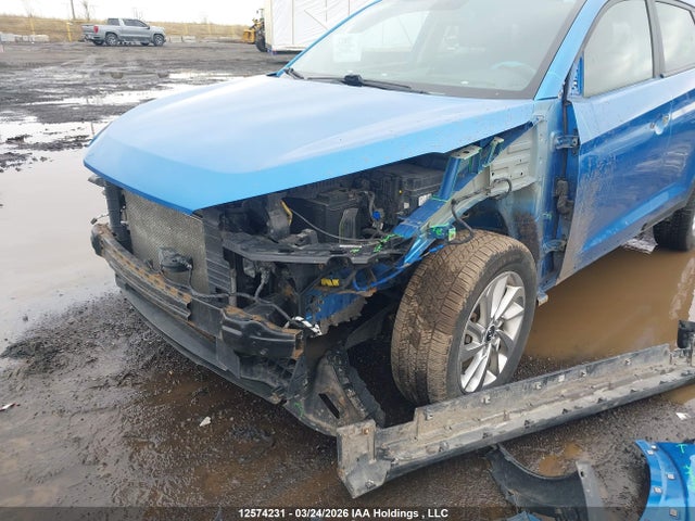 KM8J3CA45HU251594 Hyundai TUCSON SE