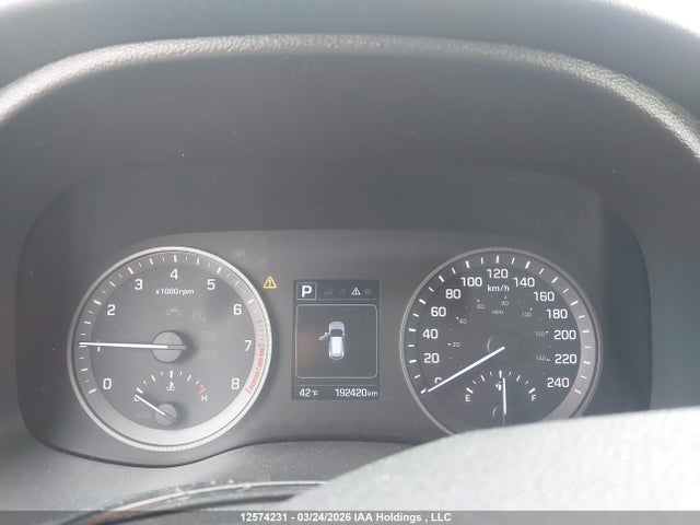 KM8J3CA45HU251594 Hyundai TUCSON SE