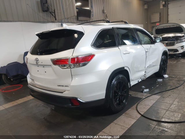 12574236 :رقم المزاد ، 5TDDKRFH8GS336371 vin ، 2016 Toyota Highlander Limited/ltd Platinum مزاد بيع