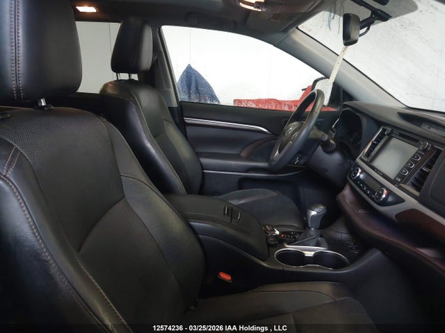 12574236 :رقم المزاد ، 5TDDKRFH8GS336371 vin ، 2016 Toyota Highlander Limited/ltd Platinum مزاد بيع