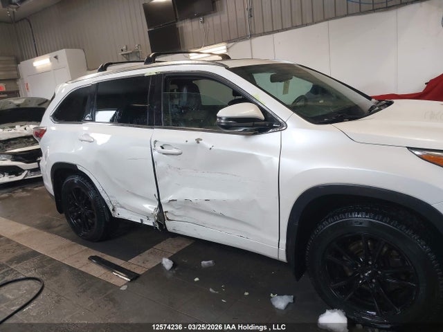 12574236 :رقم المزاد ، 5TDDKRFH8GS336371 vin ، 2016 Toyota Highlander Limited/ltd Platinum مزاد بيع